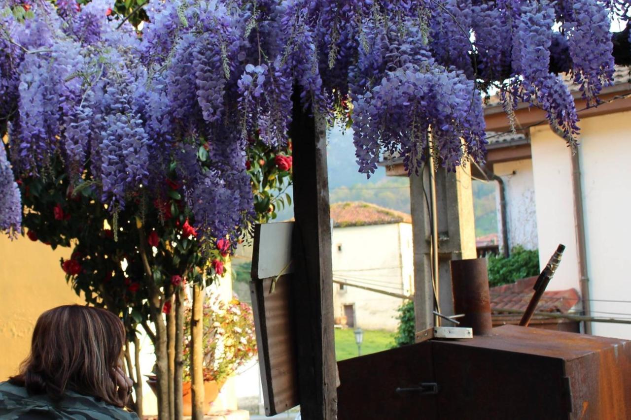 Posada El Pareón Sirviella Exterior foto
